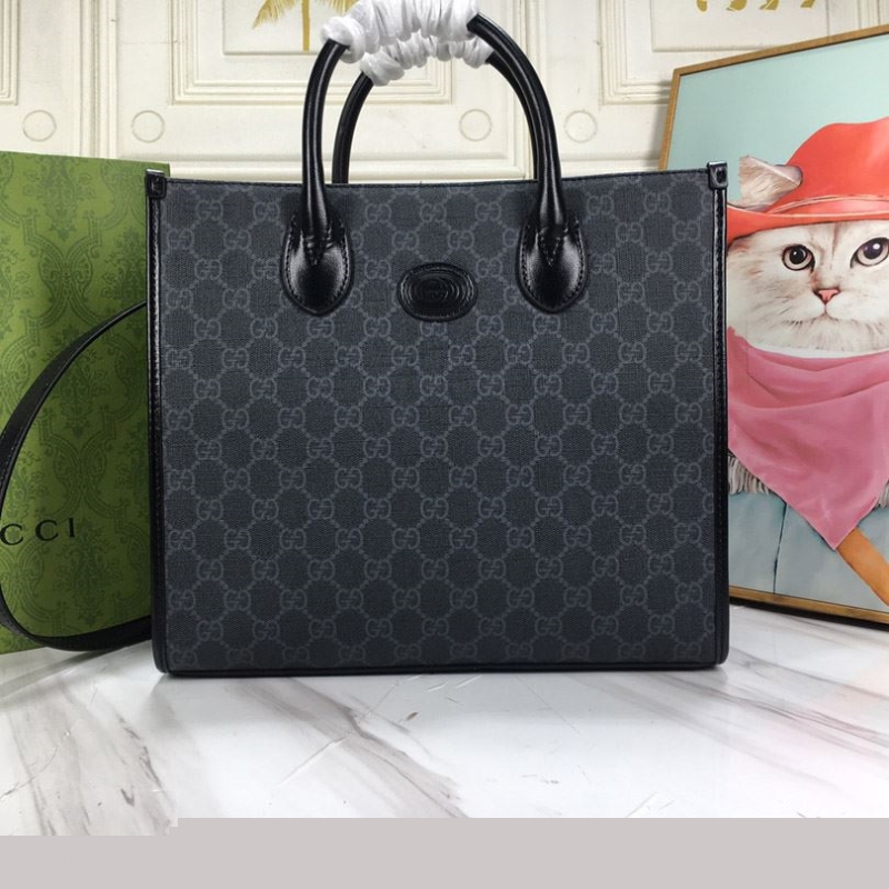 G*u*i shopping bags
